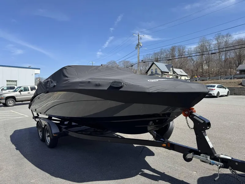 Slide: The Image of Yamaha 212SS 2013 - 7