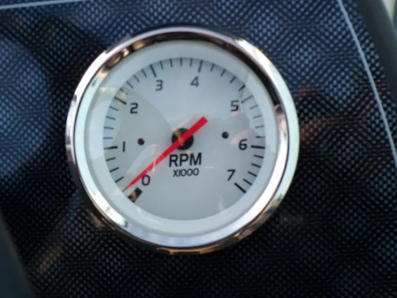 Slide: The Image of 2025 Tracker Bass Tracker® Classic Limited RPM gauge displaying engine revolutions. - 15