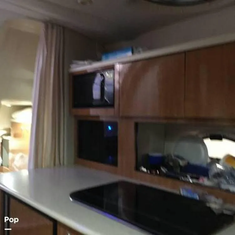 Slide: The Image of 2002 Maxum 3100SCR for sale in Falmouth, MA - 10