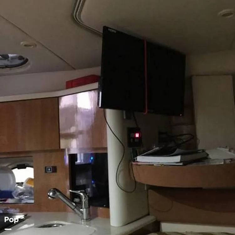 Slide: The Image of 2002 Maxum 3100SCR for sale in Falmouth, MA - 11