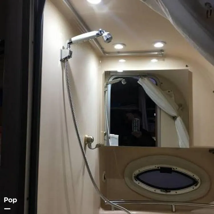 Slide: The Image of 2002 Maxum 3100SCR for sale in Falmouth, MA - 12