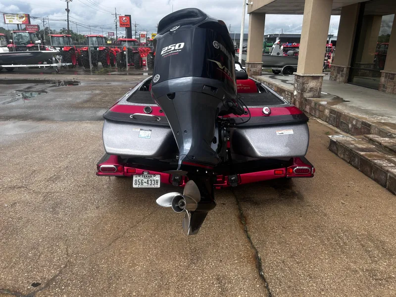 Slide: The Image of Skeeter 20i 2014 - 6