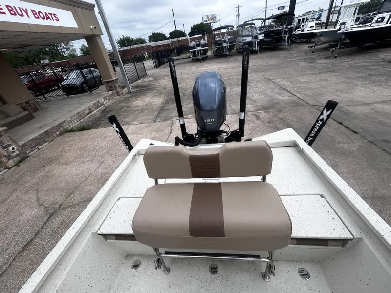 Slide: The Image of Xpress H22B 2022 - 16