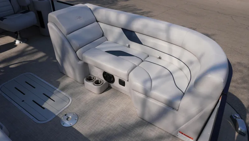 Slide: The Image of SunCatcher Select 322SS 2023 - 6