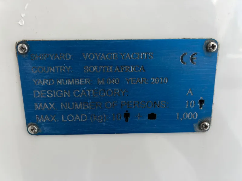 Slide: The Image of Voyage 500 2010 - 100