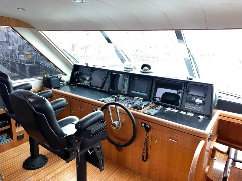 Slide: The Image of Horizon Skylounge 2001 - 50