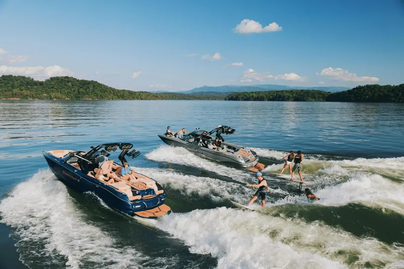 Slide: The Image of MasterCraft X26 2025 - 37