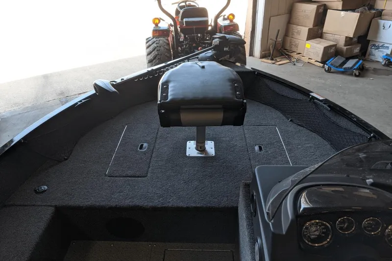 Slide: The Image of Lowe 1675 FISHMASTER 2021 - 11