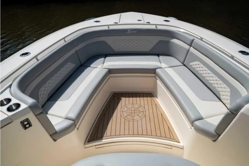 Slide: The Image of 2023-Scout-330-LXF-MarineMax - 15