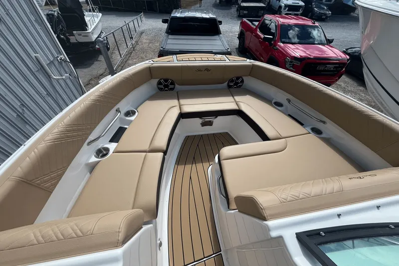Slide: The Image of Sea Ray SDX 230 Outboard 2026 - 16