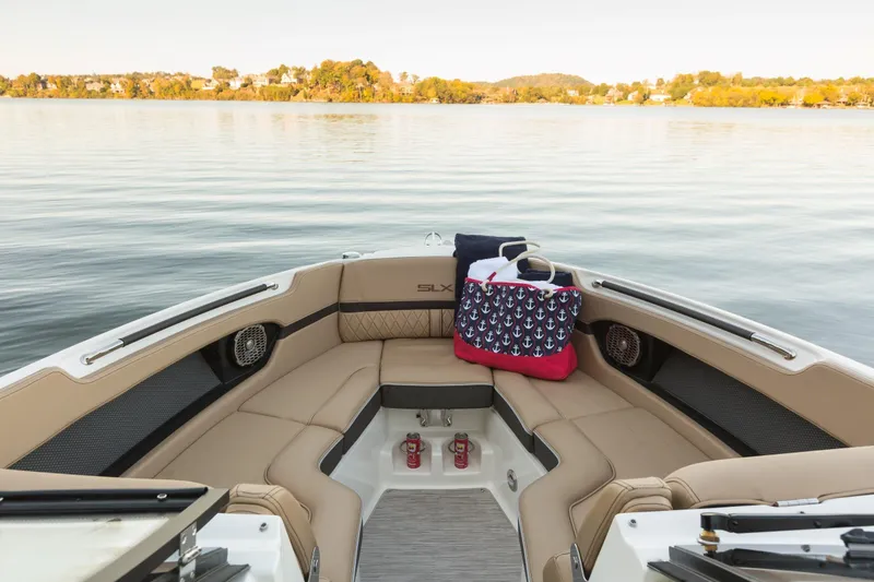 Slide: The Image of Sea Ray 310 SLX 2016 - 26