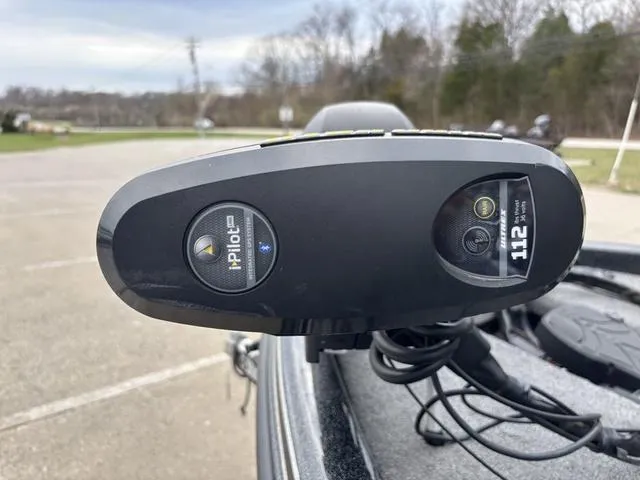 Slide: The Image of Close-up of iPilot trolling motor on 2014 Phoenix Bass Boats 920 ProXP. - 8