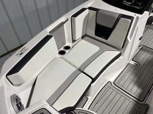 Slide: The Image of Yamaha 222SD 2023 - 17