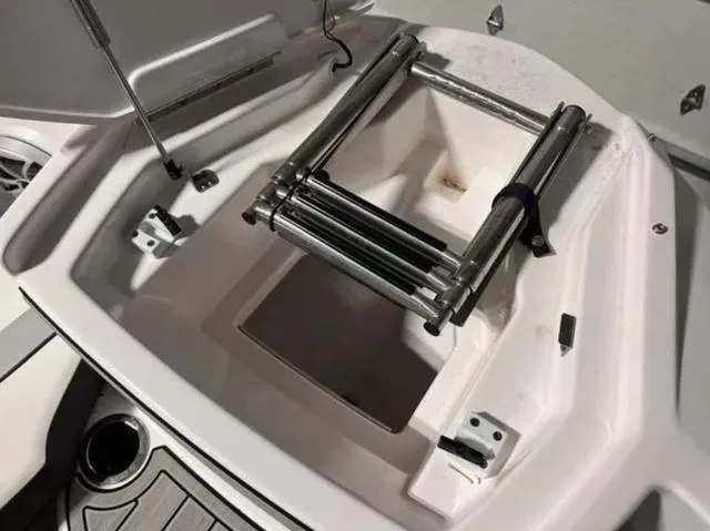 Slide: The Image of Yamaha 222SD 2023 - 20