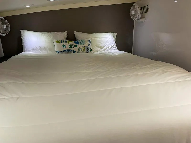 Slide: The Image of Seawind 1260 2023 - 63