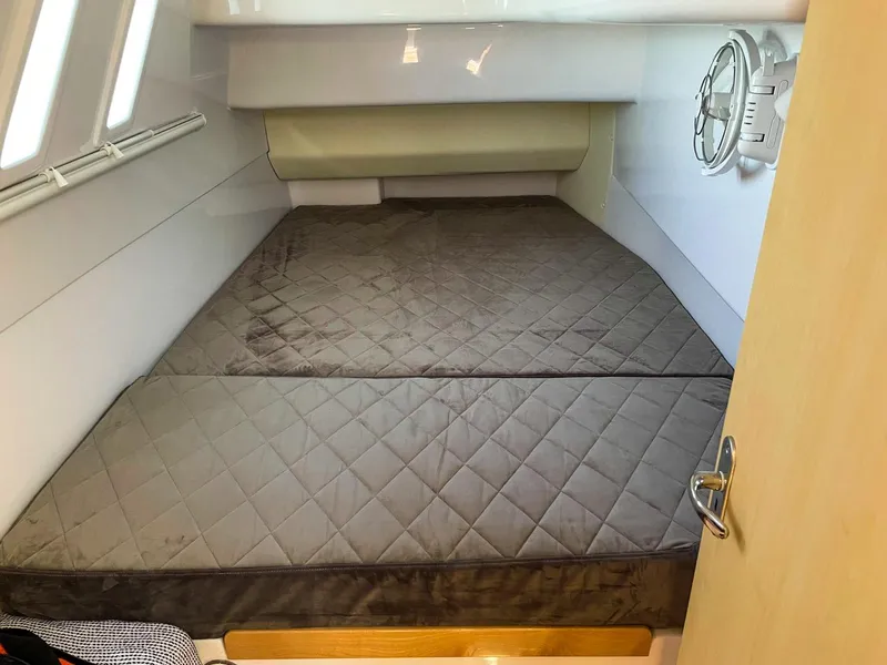 Slide: The Image of Seawind 1260 2023 - 67