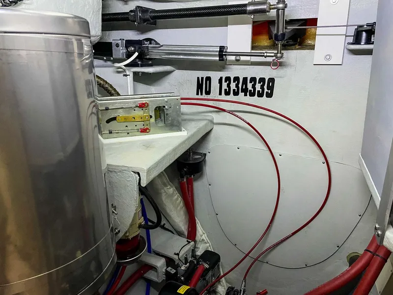 Slide: The Image of Seawind 1260 2023 - 68