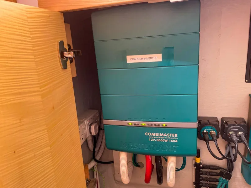 Slide: The Image of Seawind 1260 2023 - 71