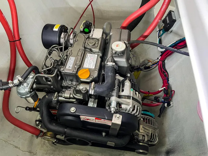 Slide: The Image of Seawind 1260 2023 - 88