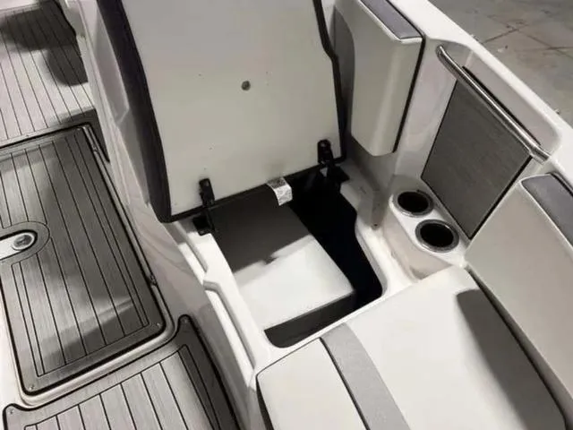 Slide: The Image of Yamaha 222SD 2023 - 18