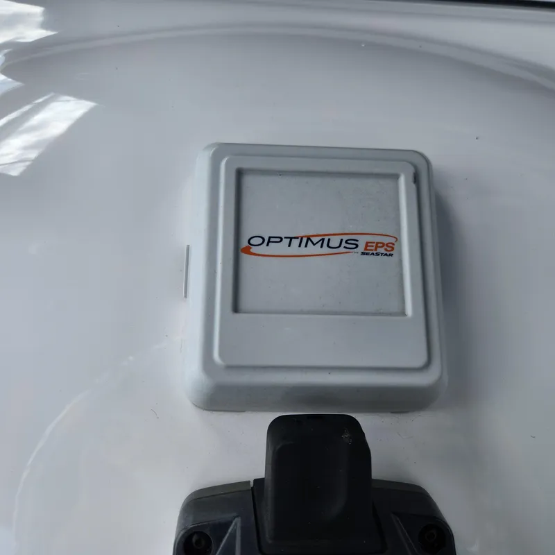 Slide: The Image of Optimus EPS system on 2021 Sportsman Open 252 Center Console boat. - 21