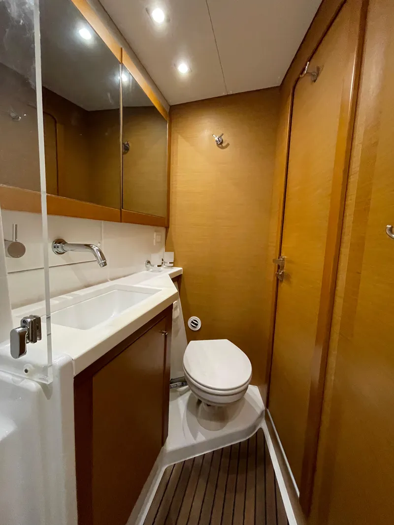 Slide: The Image of Lagoon 450 F 2016 - 105