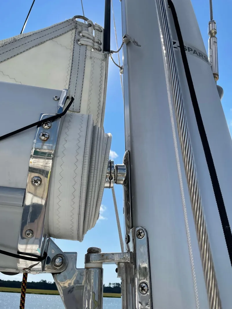 Slide: The Image of Close-up of 2016 Lagoon 450 F sailboat mast and rigging under clear sky. - 39