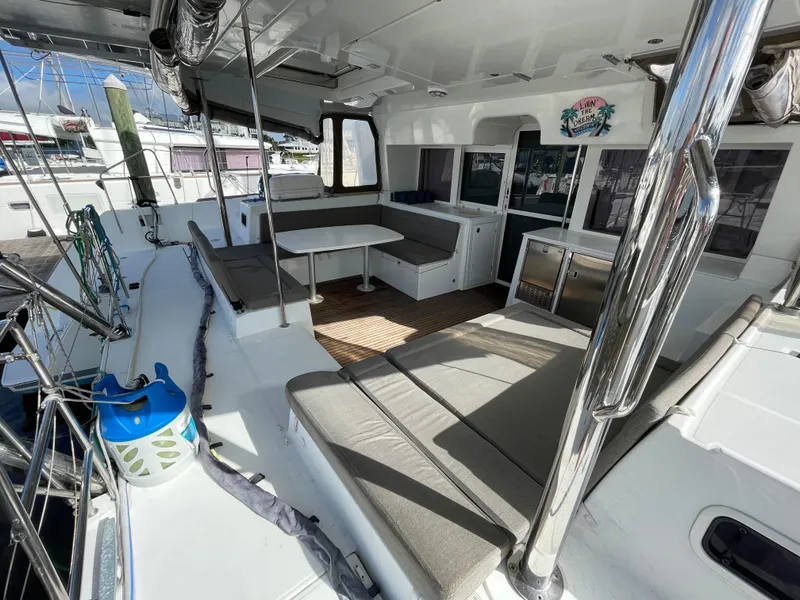 Slide: The Image of Lagoon 450 F 2016 - 52