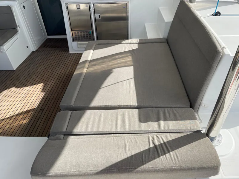 Slide: The Image of Lagoon 450 F 2016 - 54