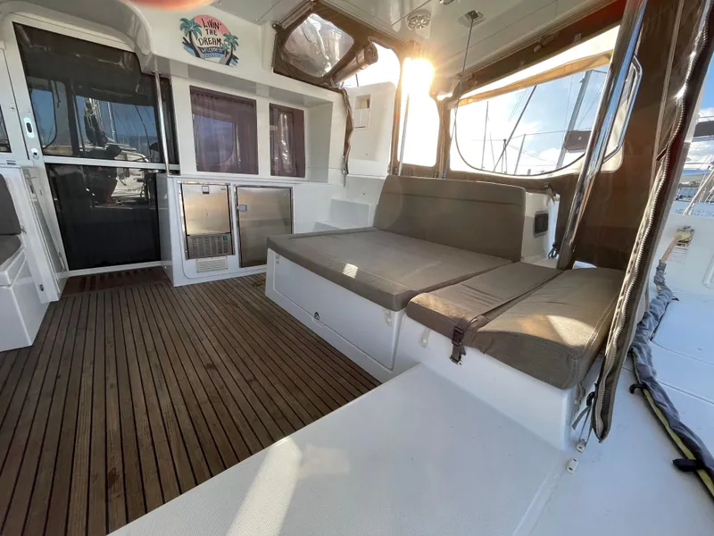 Slide: The Image of Lagoon 450 F 2016 - 55