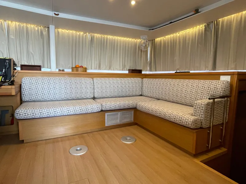 Slide: The Image of Lagoon 450 F 2016 - 65