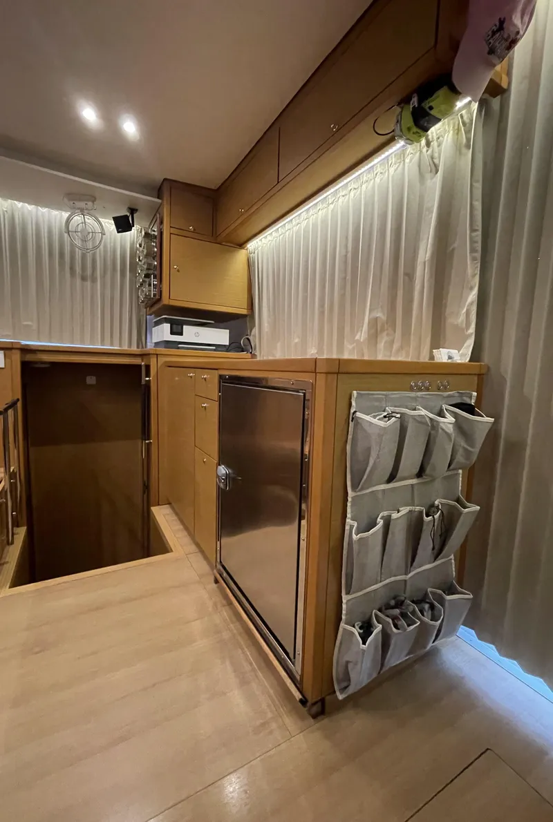 Slide: The Image of Lagoon 450 F 2016 - 70