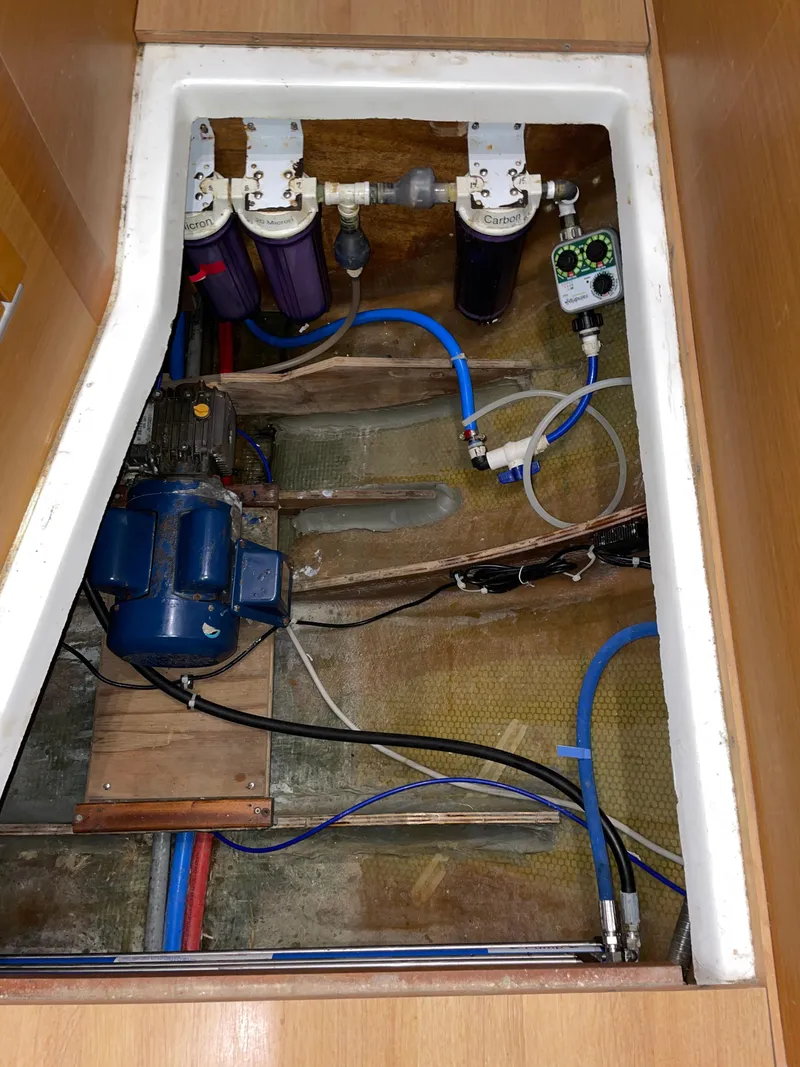 Slide: The Image of Lagoon 450 F 2016 - 96