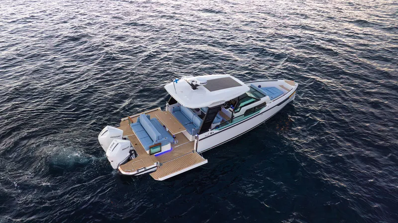 Slide: The Image of Saxdor 320 GTO 2026 - 2