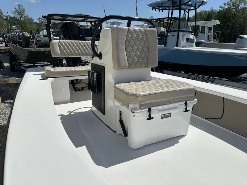 Slide: The Image of Xplor Delta 18CC GUIDE SERIES 2025 - 7