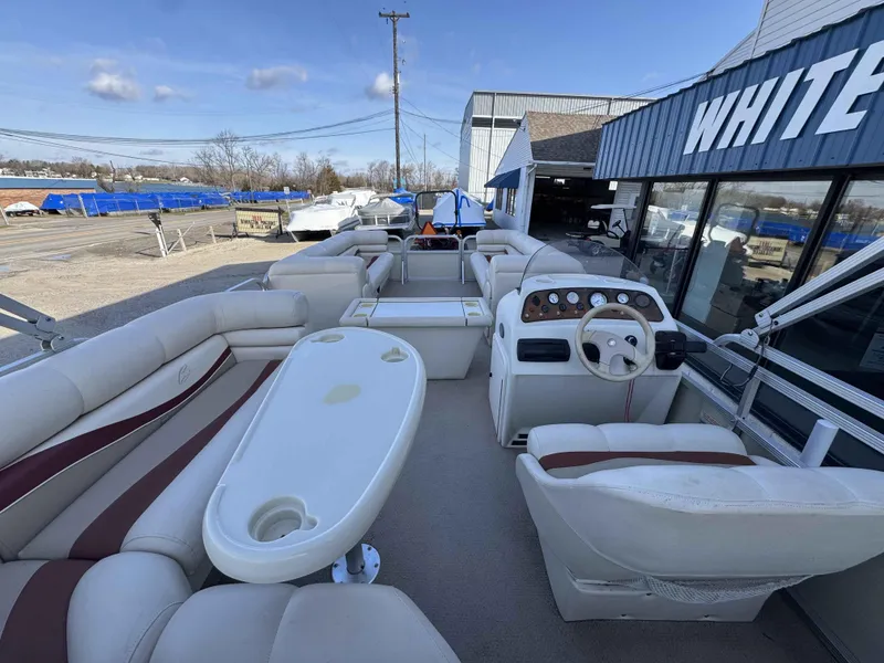 Slide: The Image of Bennington 2250LX 2000 - 7