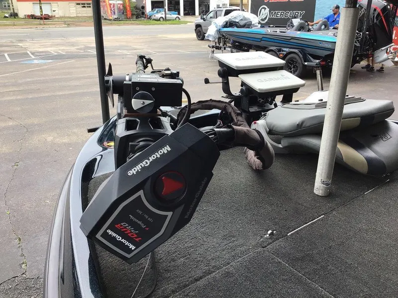 Slide: The Image of Bass Cat Cougar Advantage 2013 - 18