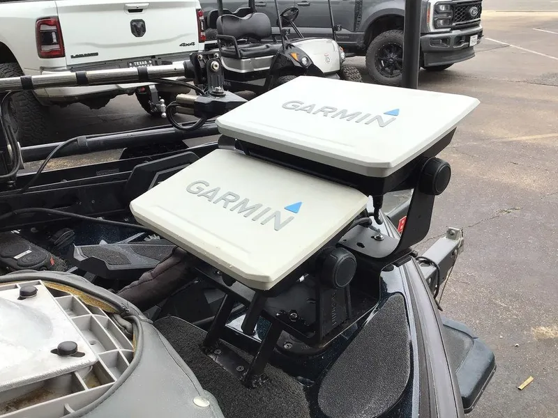 Slide: The Image of Bass Cat Cougar Advantage 2013 - 19