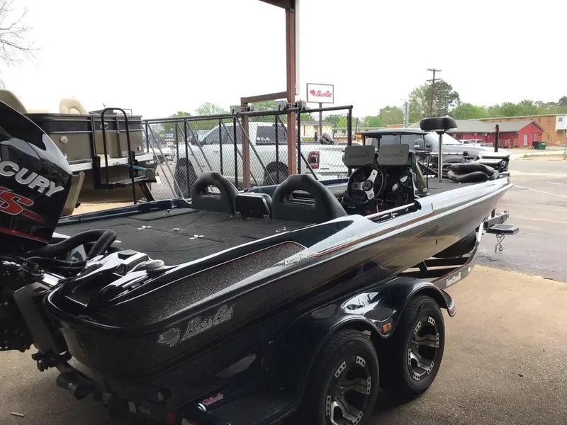 Slide: The Image of Bass Cat Cougar Advantage 2013 - 9