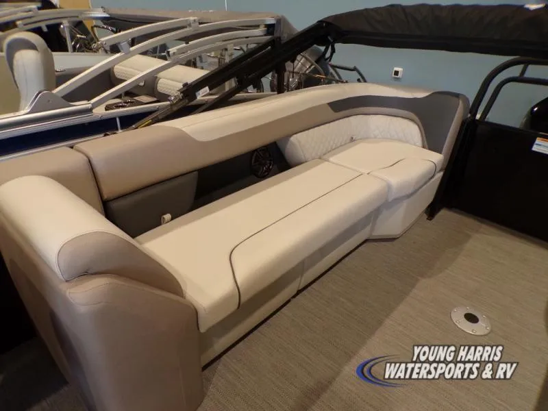 Slide: The Image of Godfrey Sw2486sb 2025 - 9