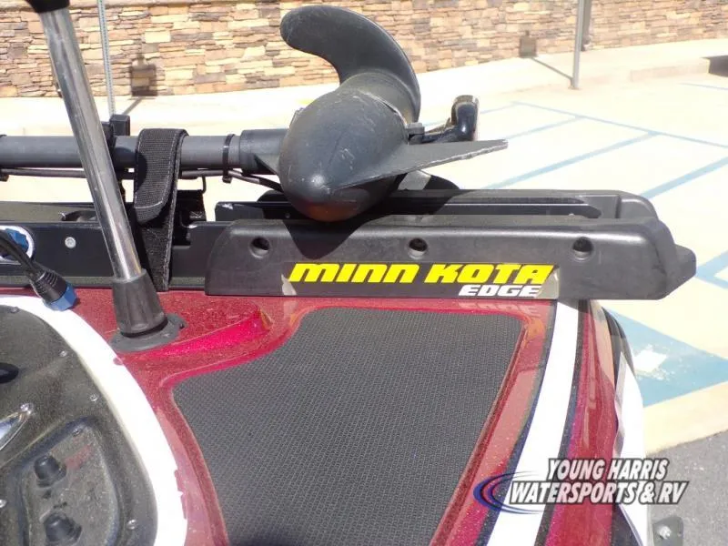 Slide: The Image of 2015 Tracker Nitro Z6 with Minn Kota Edge trolling motor, Young Harris Watersports branding. - 9