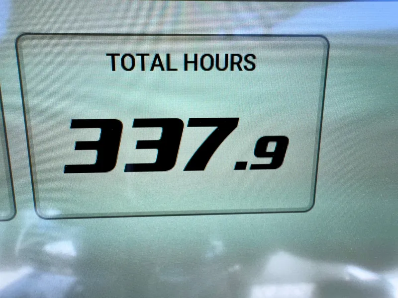 Slide: The Image of Display showing total hours: 337.9 on a 2022 Sportsman 247OE. - 18