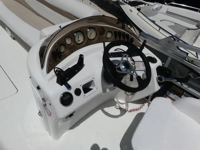 Slide: The Image of Southwind 201L 2013 - 7