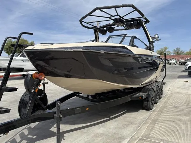 Slide: The Image of Tigé 23ZX 2025 - 4