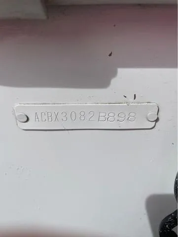 Slide: The Image of Serial number plate on 1998 Alumacraft PRO 195 boat. - 21