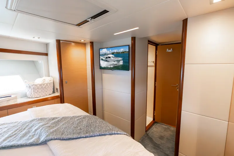 Slide: The Image of Ocean Alexander 70E Motoryacht 2021 - 63