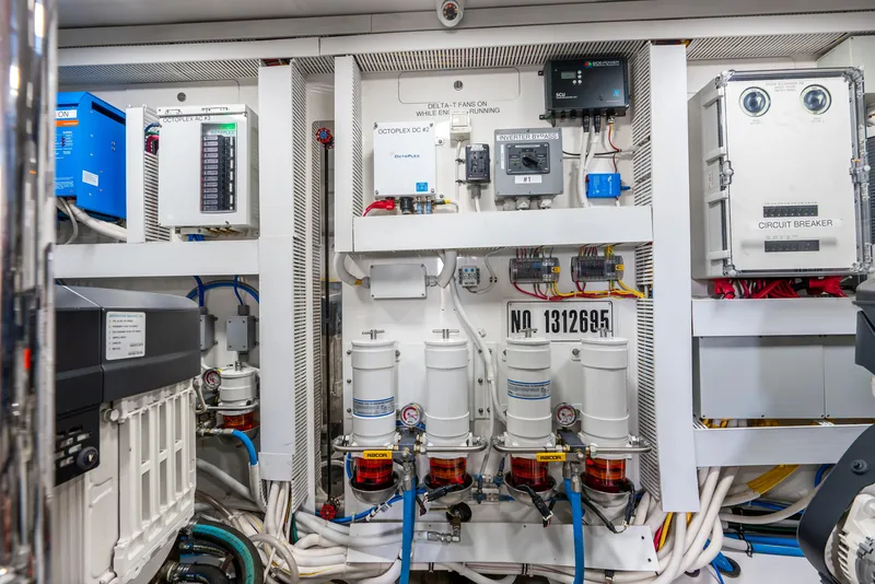 Slide: The Image of Ocean Alexander 70E Motoryacht 2021 - 79