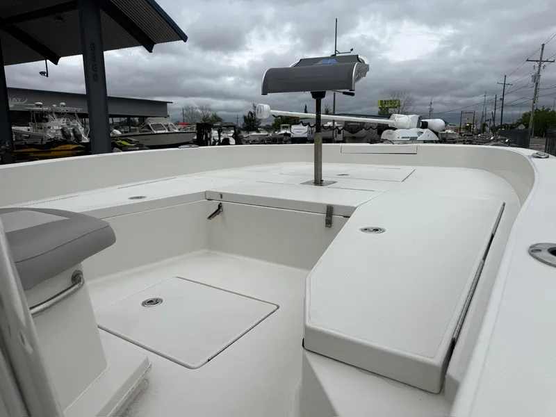 Slide: The Image of Ranger 2360 2018 - 12