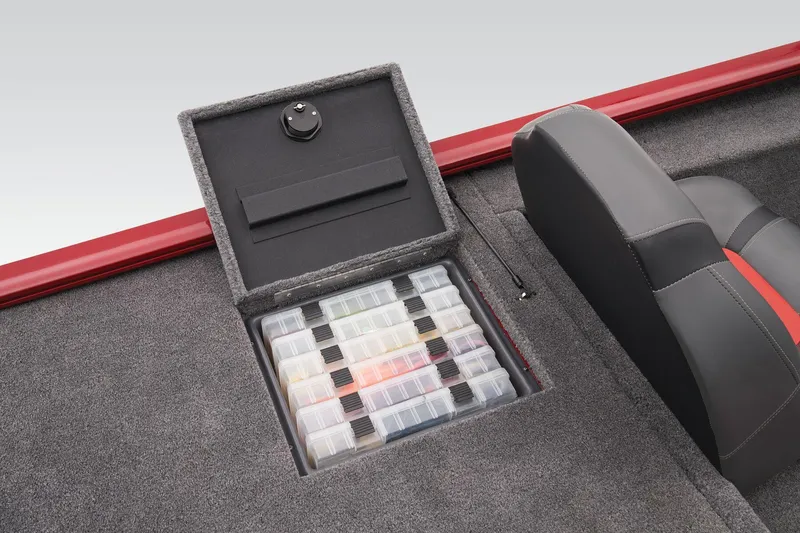 Slide: The Image of Tracker Savage 215 2025 - 63