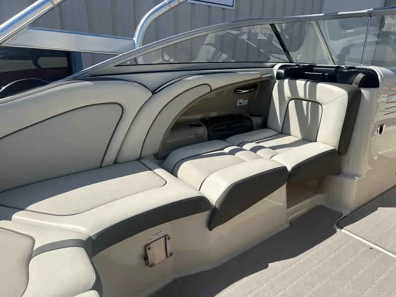 Slide: The Image of Yamaha 242 Limited S 2014 - 15